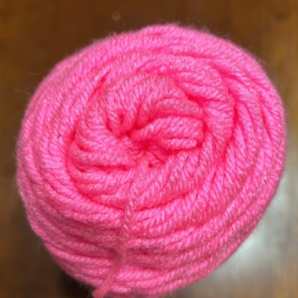 Pink yarn - Pretty ‘N Pink (Left over) - Picture 5 of 6